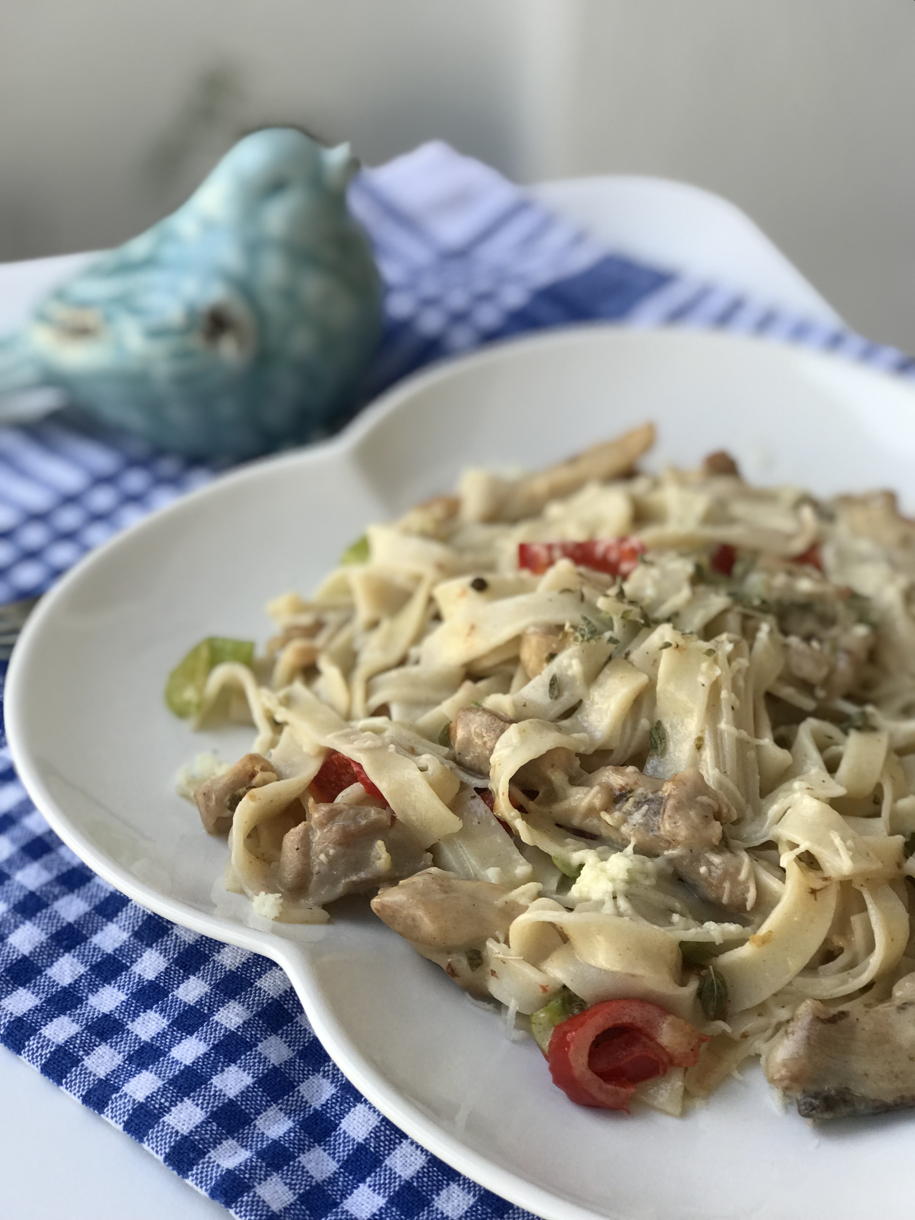 TAVUKLU KREMALI FETTUCINI